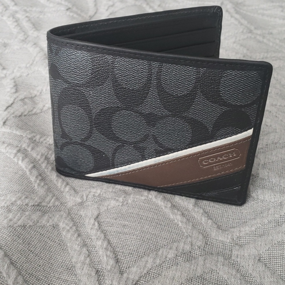 Coach wallet